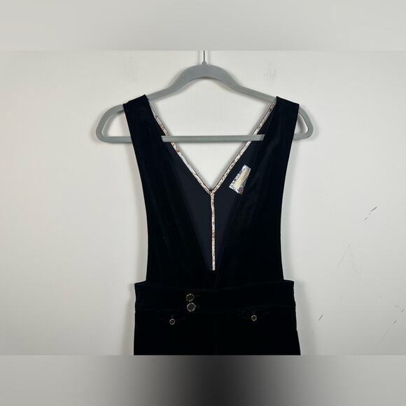 Pilcro Anthropologie Velvet Overalls Deep V-Neck High Waisted Size 26 EUC Black - Picture 3 of 10